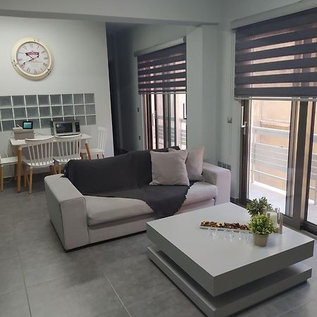 Academys Modern Apartments By Athens Urban Retreat Luaran gambar