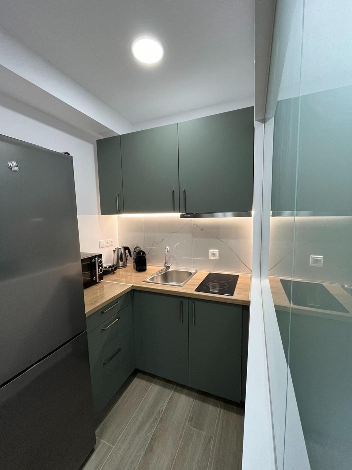 Academys Modern Apartments By Athens Urban Retreat Luaran gambar